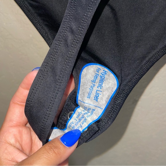 Good American | Black Strapless One Piece Swim Suit Size: Small - Picture 4 of 6